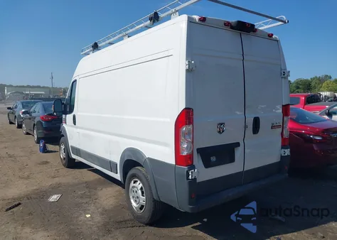 2017 Ram Promaster 1500 High Roof 136 Wb z USA, uszkodzony, nr VIN 3C6TRVBG6HE524239